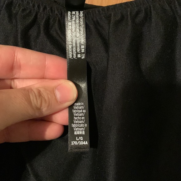 Dress - Picture 3 of 4